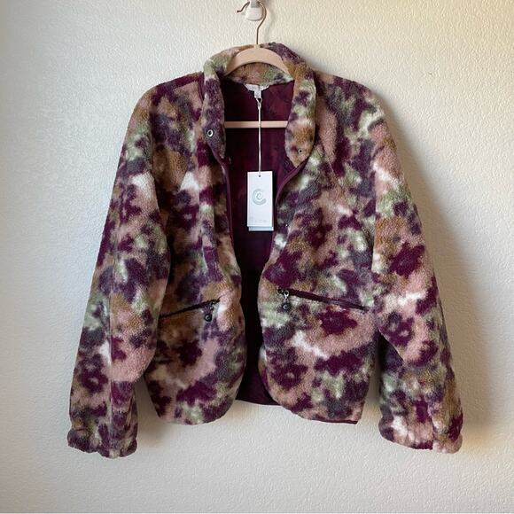 Johnny Was Calme Camo Fleece Jacket - Picture 4 of 9